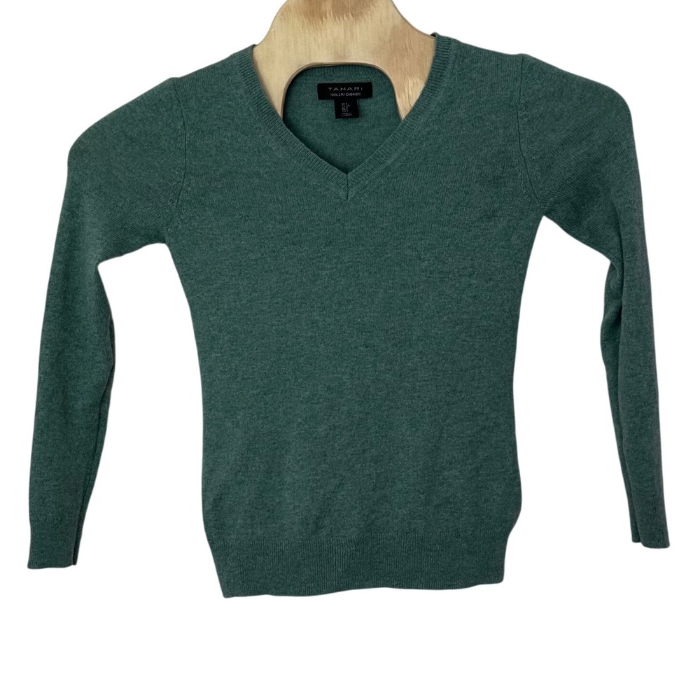 Tahari 100% 2-Ply Cashmere V-Neck Sweater Size S Green Luxury Minimalist Capsule